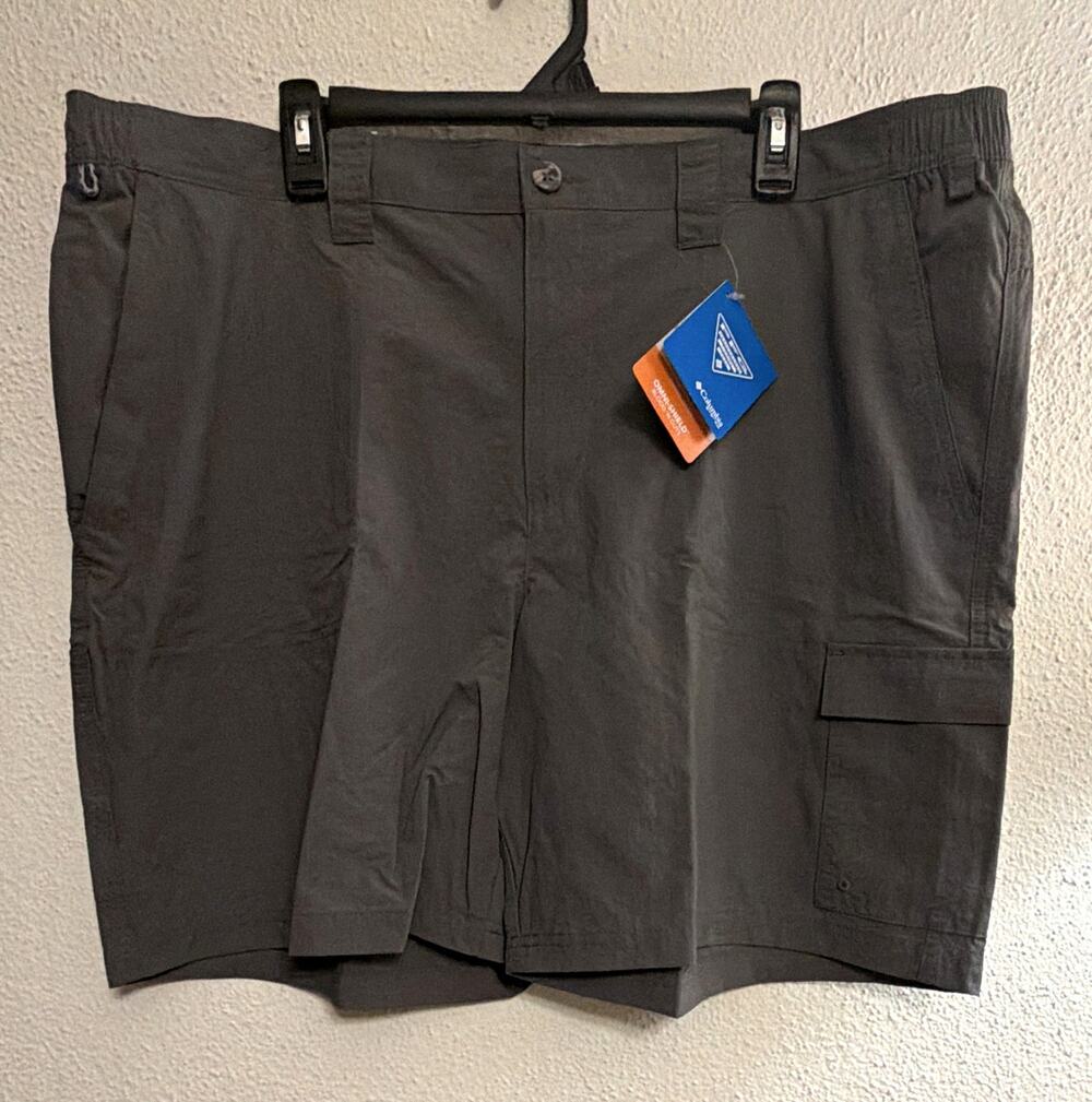 NEW Columbia PFG Kings Beach Cargo Shorts 42x8 Regular Gray Water Resistant